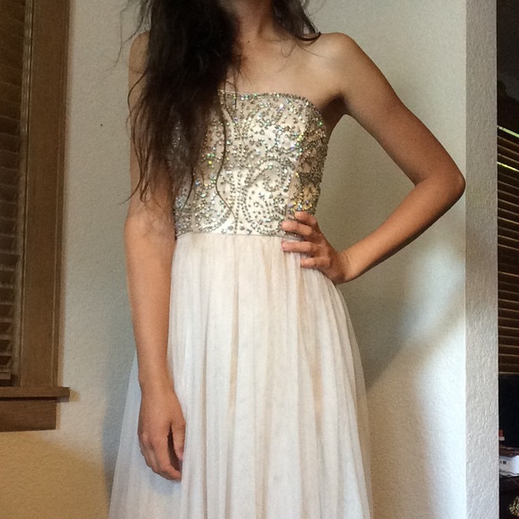 Champagne prom dress with silver beading - Picture 3 of 8